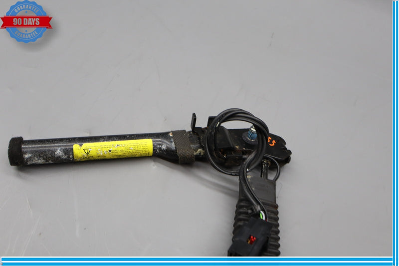 Load image into Gallery viewer, 10-15 Jaguar X351 XJ Front Right Passenger Side Seat Belt Seatbelt Buckle Oem
