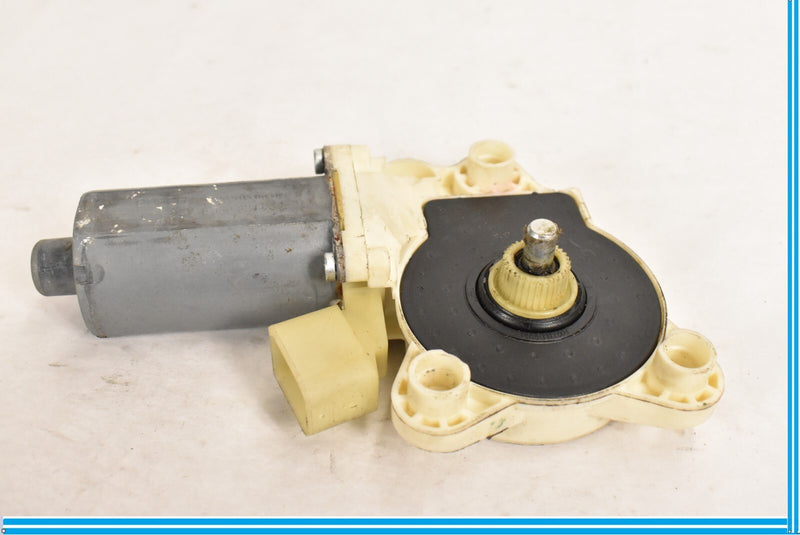 Load image into Gallery viewer, 07-14 Mercedes CL550 CL600 W216 Rear Right Passenger Door Window Motor Oem
