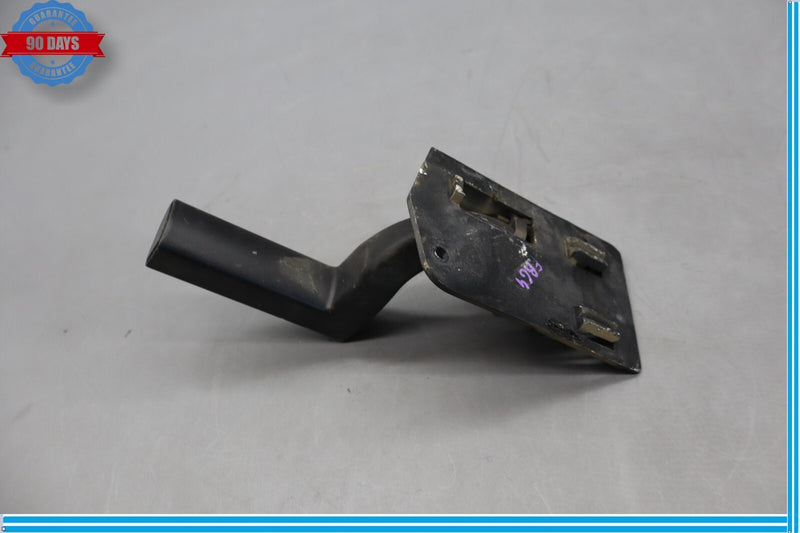 Load image into Gallery viewer, 03-07 Hummer H2 Front Right Passenger Side Interior Door Handle Oem
