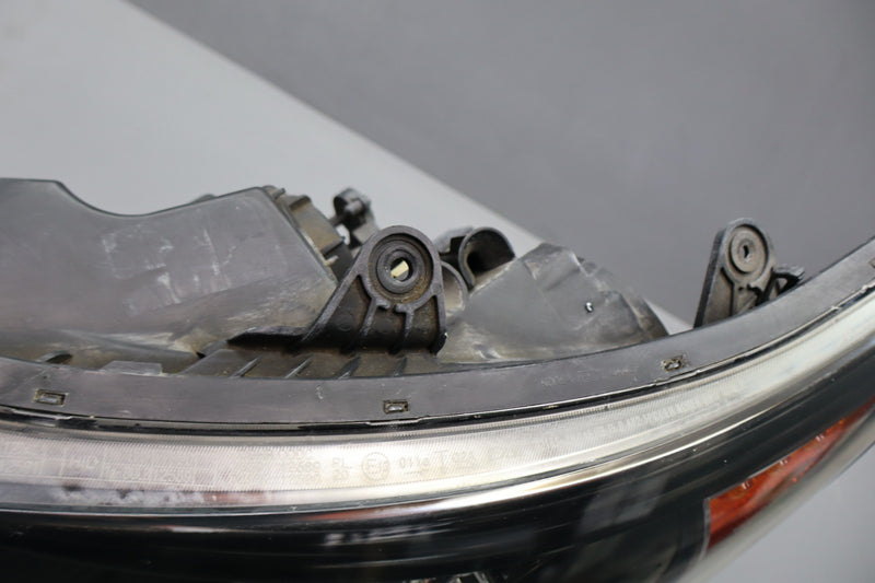 Load image into Gallery viewer, 11-13 Hyundai Equus Front Left Driver Xenon HID Headlight Lamp 92101-3N000 Oem
