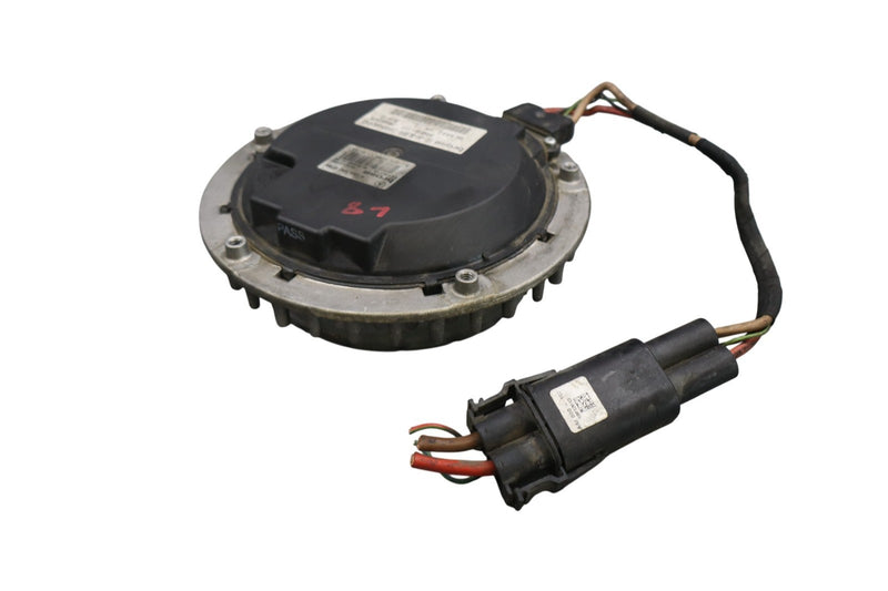 Load image into Gallery viewer, 08-18 Mercedes W212 E350 E400 C300 Engine Radiator Cooling Fan Motor Oem

