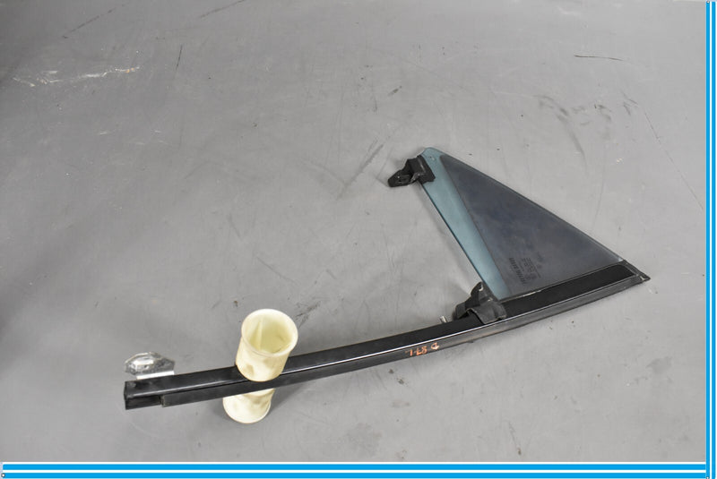 Load image into Gallery viewer, 06-11 Mercedes CLS550 CLS500 W219 Rear Left Side Quarter Door Window Glass Oem

