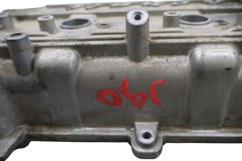 Load image into Gallery viewer, 14–17 Maserati Ghibli Left Side Cylinder Head Rocker Valve Cover 288687 Oem
