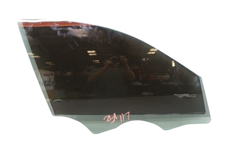 Load image into Gallery viewer, 17-19 Alfa Romeo Giulia Front Right Passenger Side Door Window Glass Oem
