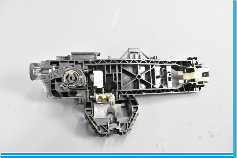 Load image into Gallery viewer, 08-11 Mercedes C300 C350 W204 Front Left Driver Door Handle Bracket Oem
