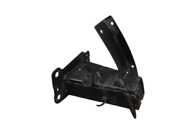 Load image into Gallery viewer, 15-16 Hyundai Genesis Front Right Passenger Side Crash Impact Bar Bracket Oem
