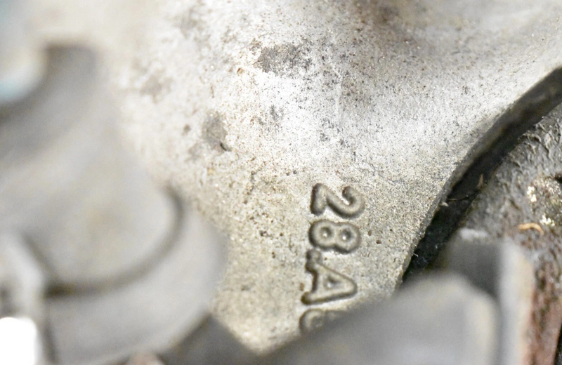 Load image into Gallery viewer, 13-21 Maserati Quattroporte Rear Right Side Spindle Knuckle Hub 242607 OEM
