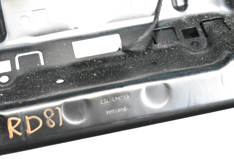 Load image into Gallery viewer, 11-17 Volkswagen VW Touareg Front Right Passenger Side Seat Rail Track Frame Oem
