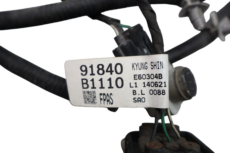 Load image into Gallery viewer, 15-16 Hyundai Genesis Rear Bumper Park Assist Wiring Harness 91840B1520 Oem
