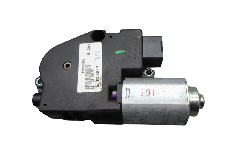 Load image into Gallery viewer, 14-17 Maserati Quattroporte Sunroof Panoramic Roof Window Regulator Motor Oem
