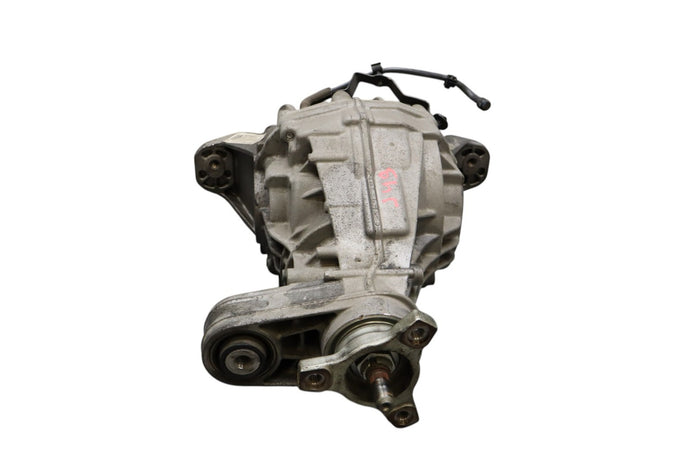 17-21 Alfa Romeo Stelvio Rear Differential Diff Axle Carrier 55275932 Oem