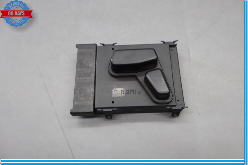 Load image into Gallery viewer, 14-20 Maserati Ghibli Levante Front Right Side Seat Control Switch Module Oem
