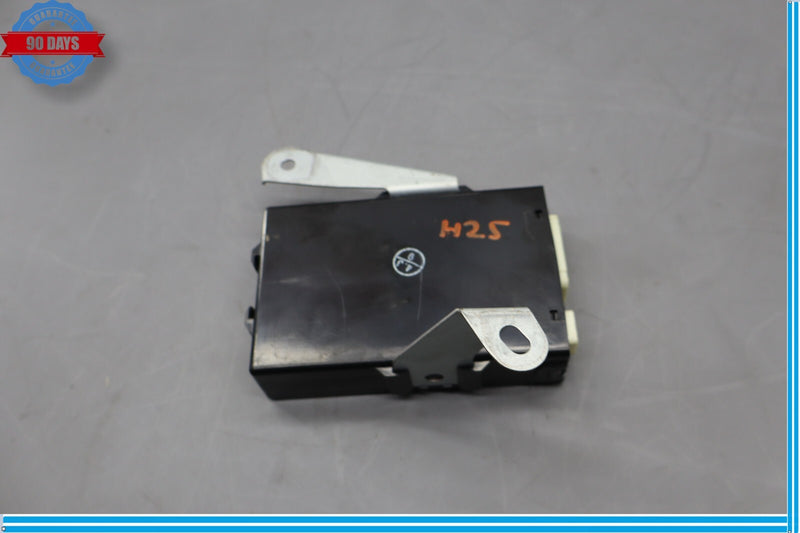 Load image into Gallery viewer, 07-12 Lexus LS460 LS460L Seat Belt Seatbelt Control Module Unit 89815-50020 Oem
