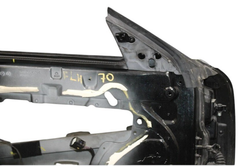 Load image into Gallery viewer, 14-22 Maserati Quattroporte M156 Ghibli Front Left Door Shell 673007994 Oem
