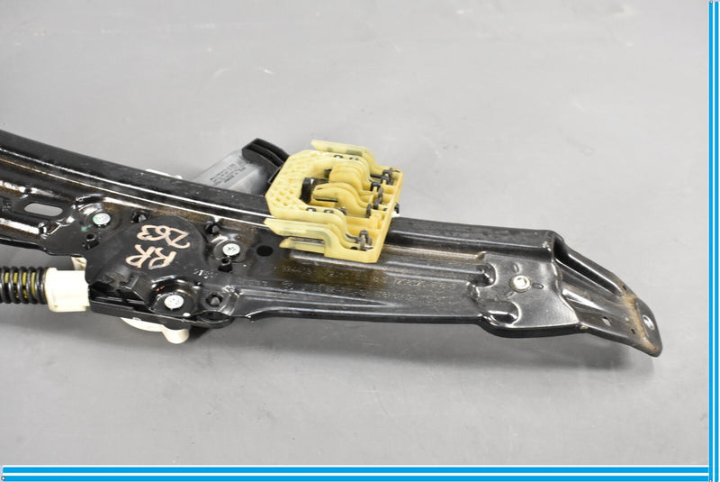 Load image into Gallery viewer, 11-16 BMW 528i 535i 550i Rear Right Passenger Side Window Regulator Motor Oem
