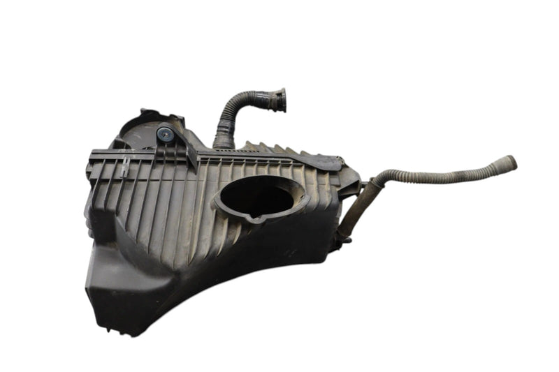 Load image into Gallery viewer, 11-15 Volkswagen VW Touareg Right Engine Air Filter And Housing Assembly Oem
