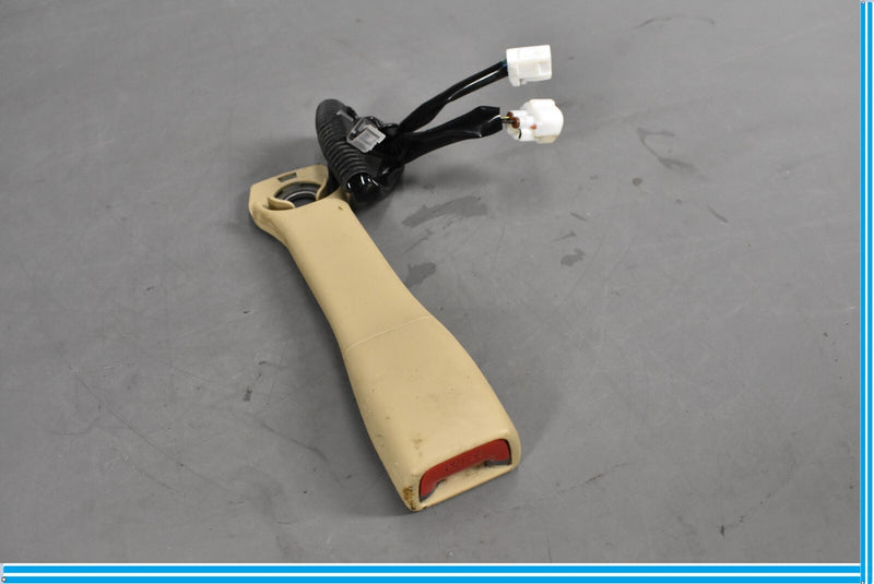 Load image into Gallery viewer, 07-09 Lexus LS460  Front Right Side Passenger Seat Belt Buckle Beige Oem
