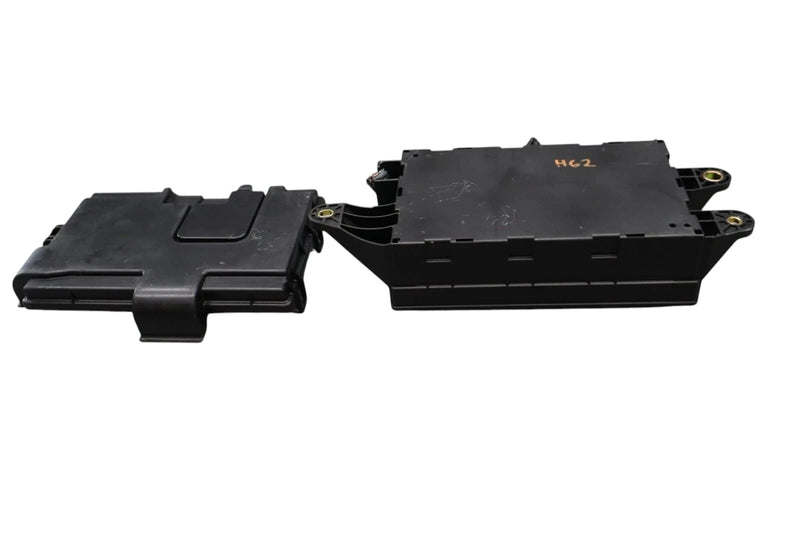 Load image into Gallery viewer, 02-05 Lexus SC430 Rear Trunk Fuse Relay Junction Fuse Block Box 82670-24092 Oem
