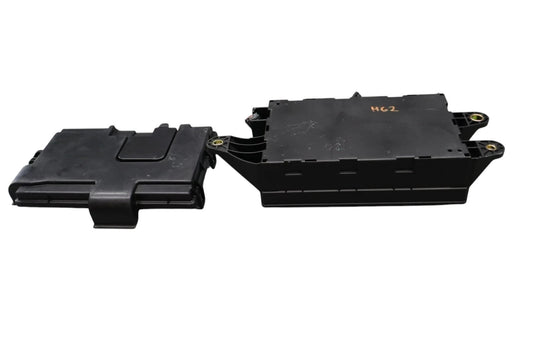 02-05 Lexus SC430 Rear Trunk Fuse Relay Junction Fuse Block Box 82670-24092 Oem
