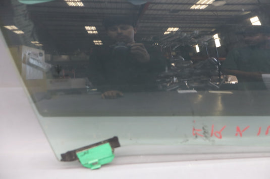 03-13 Maserati Quattroporte M139 Front Right Side Door Window Auto Glass Oem