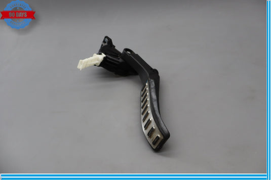 11-18 Porsche Cayenne 958 Engine Acceleration Gas Throttle Pedal Accelerator Oem