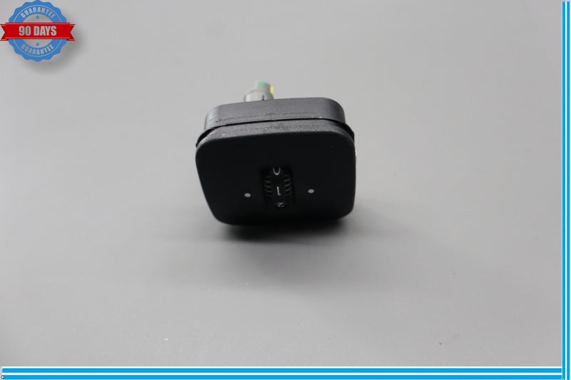 Load image into Gallery viewer, 00-12 Mercedes R230 SL500 SL55 AMG Right Passenger Lumbar Control Switch Oem
