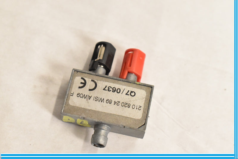 Load image into Gallery viewer, 07-14 Mercedes CL550 CL600 W216 Antenna Amplifier Splitter Connector Oem
