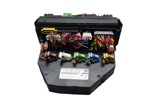 10-16 Mercedes W212 E350 E550 CLS550 Front SAM Module Relay Fuse Box Oem