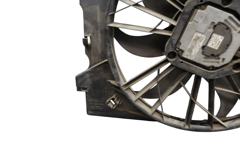 Load image into Gallery viewer, 03-11 Mercedes CLS550 E350 Engine Motor Cooling Radiator Fan Motor Assembly Oem
