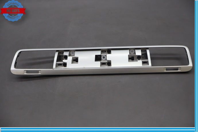11-17 Volkswagen Touareg Right Passenger Side Dashboard Panel Dash Trim Oem