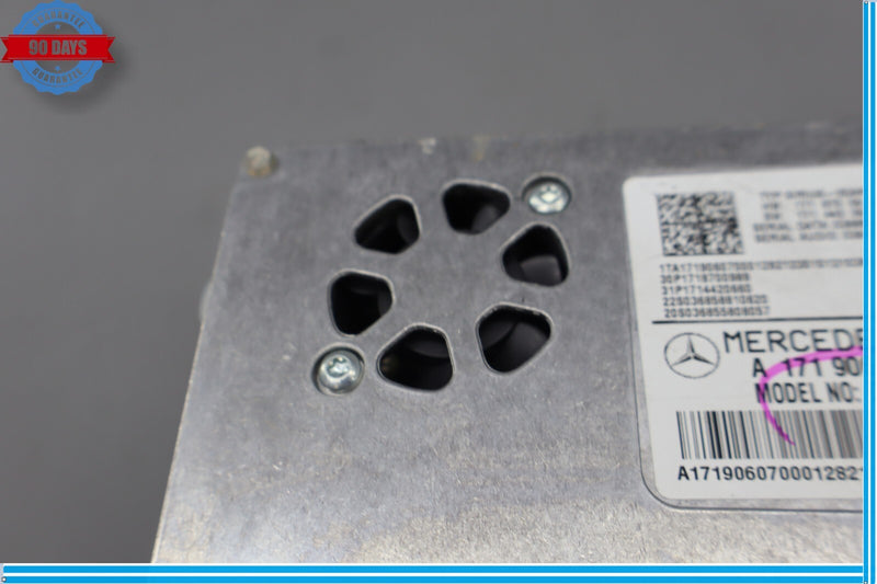 Load image into Gallery viewer, 09-13 Mercedes GL550 GL450 Sirius Satellite Radio Receiver 1719060700 Oem
