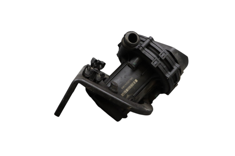 Load image into Gallery viewer, 02-19 Maserati Quattroporte M139 Air Injection Smog Pump Black Oem
