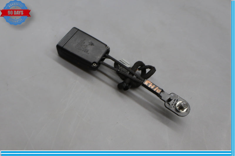 Load image into Gallery viewer, 14-22 Maserati Ghibli S Front Right Passenger Side Seat Belt Buckle Oem
