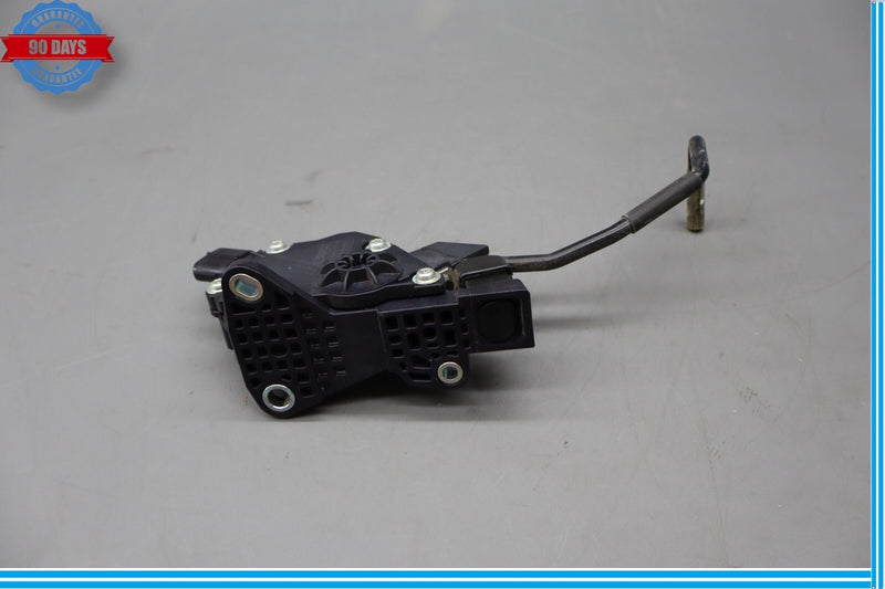 Load image into Gallery viewer, 07-12 Lexus XF40 LS460 Gas Acceleration Pedal Accelerator Sensor 78110-50010 Oem
