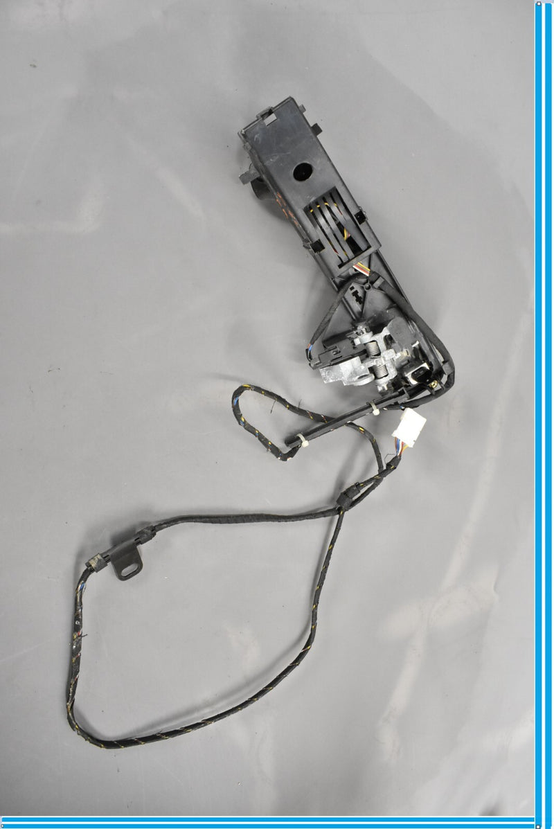 Load image into Gallery viewer, 00-06 Mercedes S600 Front Right Passenger Side Door Exterior Lock Handle Oem
