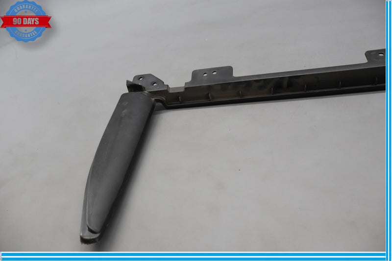 Load image into Gallery viewer, 07-17 GMC Acadia Demali Rear Right Passenger Side Inner Corner Glass Cap Oem
