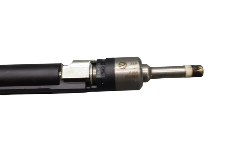 Load image into Gallery viewer, 11-18 Porsche Cayenne 958 Engine Upper Fuel Injector 03H906036A Oem

