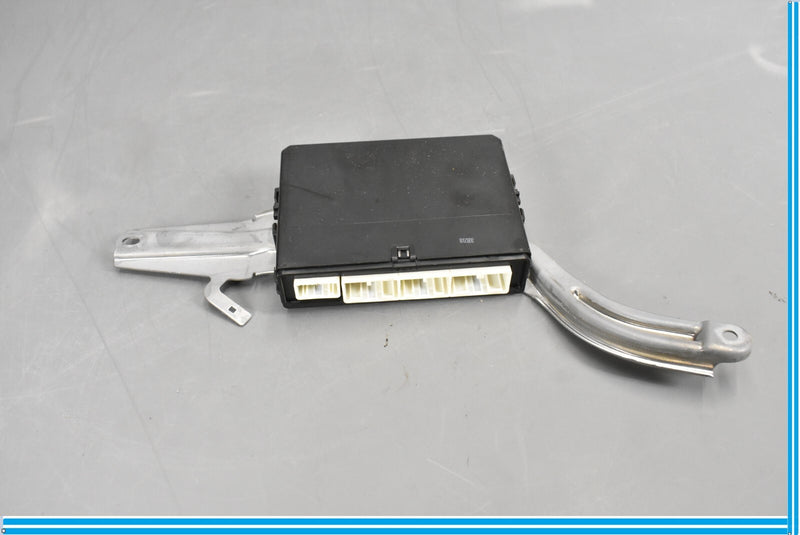 Load image into Gallery viewer, 07-09 Lexus LS460 Front Left Driver Side Door Multiplex Control Module Oem
