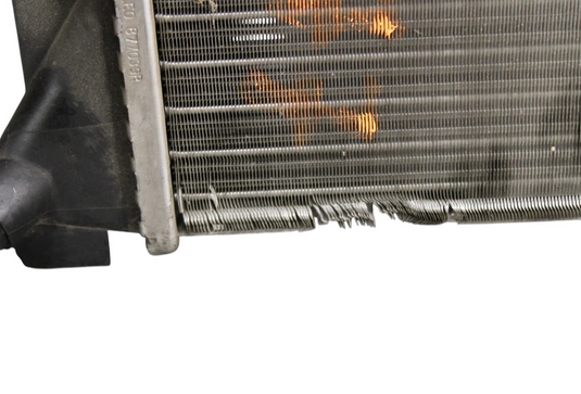 07-13 Mercedes S600 S550 S400 S65 AMG Engine Water Aux Intercooler Radiator Oem