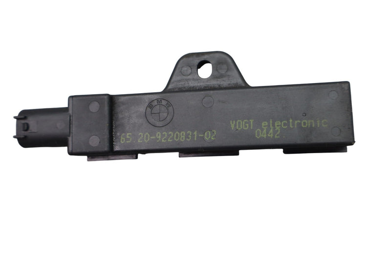 Load image into Gallery viewer, 11-16 BMW 528i 535i 550i F10 Keyless Entry Antenna Module 65209220831 Oem
