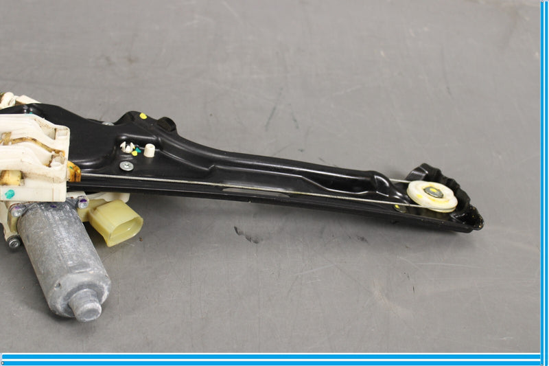 Load image into Gallery viewer, 07-13 BMW X5 E70 Rear Left Door Window Regulator W/ Motor Oem
