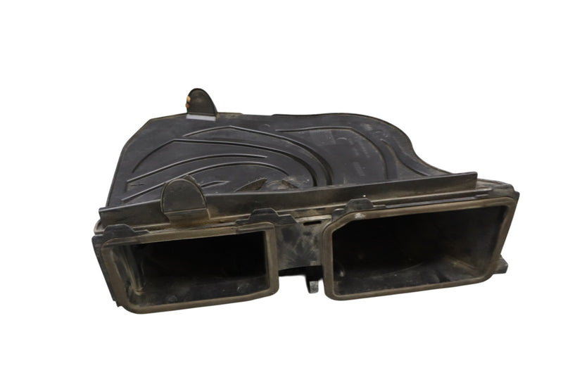 Load image into Gallery viewer, 10-16 Mercedes W212 E350 E550 Air Intake Cleaner Filter Housing Box Oem
