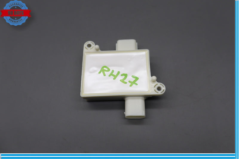 Load image into Gallery viewer, 15-16 Hyundai Genesis Right Side Seat Occupant Detection Sensor Module Oem
