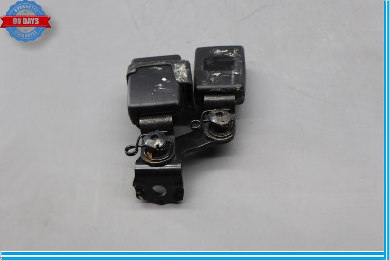 Load image into Gallery viewer, 12-18 Audi A6 Quattro Rear Second 2nd Row Left Center Seat Belt Buckle Oem
