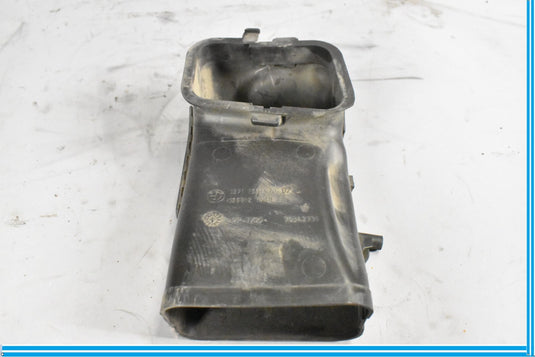 2009-2015 BMW 750LI F02 Front Right Passenger Engine Air Intake Duct Channel Oem
