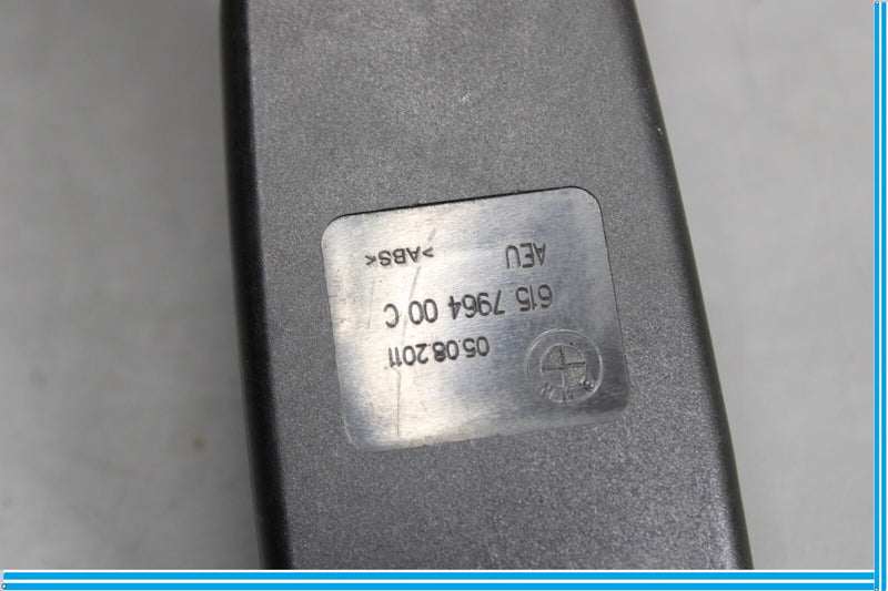 Load image into Gallery viewer, 09-15 BMW 750I 750LI F01 F02 Front Right Seatbelt Seat Belt Buckle Tensioner Oem
