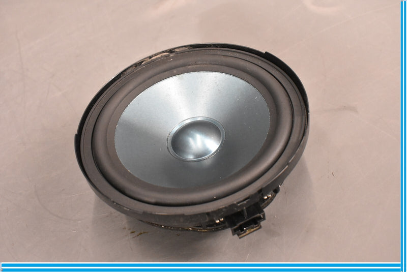 Load image into Gallery viewer, 10-16 Mercedes CLS550 W218 Rear Right Passenger Side Door Audio Speaker Oem
