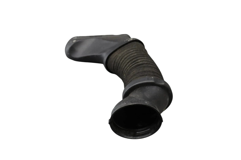 Load image into Gallery viewer, 12-18 Mercedes CLS550 Left Side Engine Air Intake Duct Hose 2780905182 Oem
