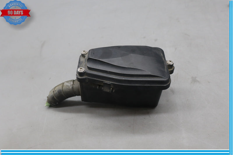 Load image into Gallery viewer, 10-16 Porsche Panamera 970 Engine Compartment Fuse Box W/ Cover Oem
