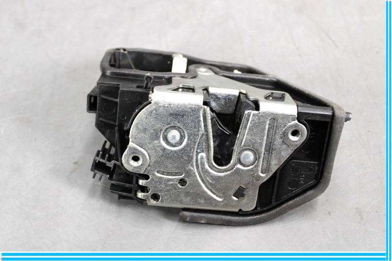 Load image into Gallery viewer, 07-13 BMW X5 E70 Rear Right Passenger Side Door Lock Latch Actuator Oem

